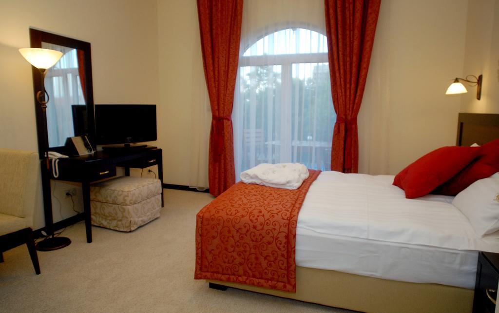 Hotel Aurum 4*
