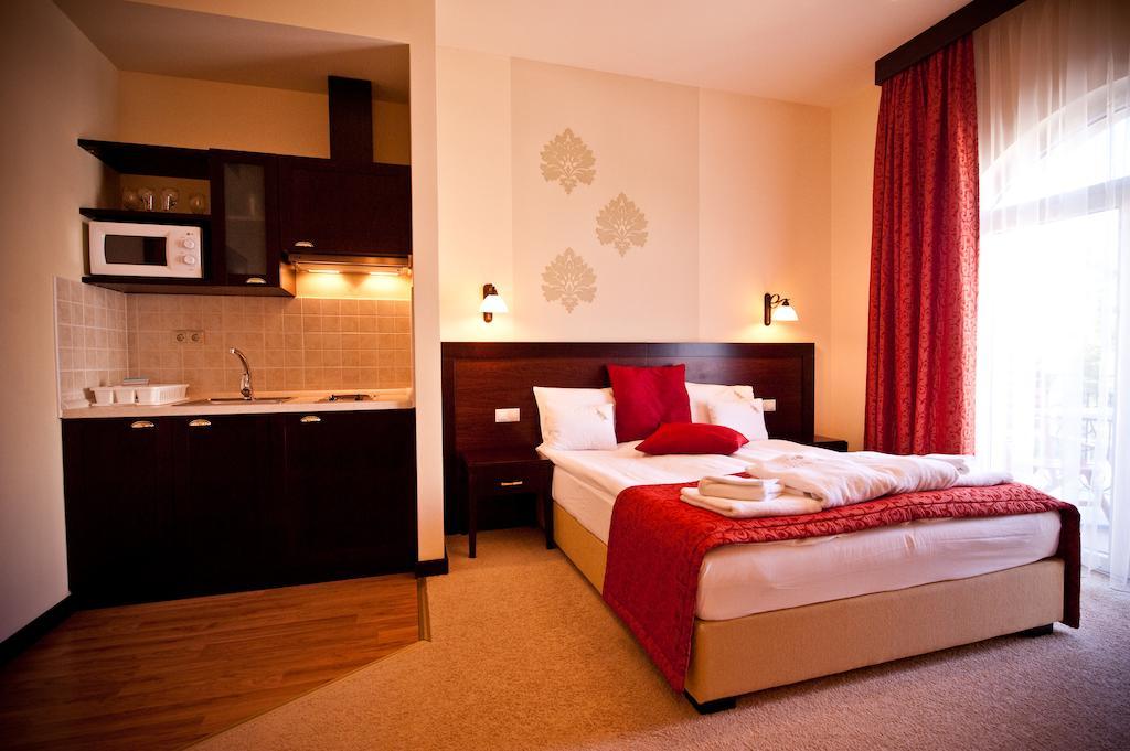 Hotel Aurum 4*